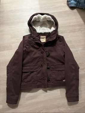 Hollister Quilted Jacket in Deep Brown with Cream Label